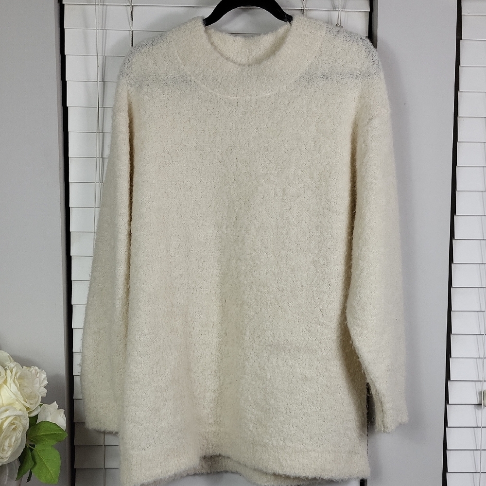 WILFRED Alpaca blend (89% alpaca) Oversized Sweater. Size 2
